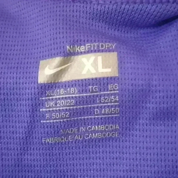 Nike Fitdry Tank‎ Top - Picture 5 of 5